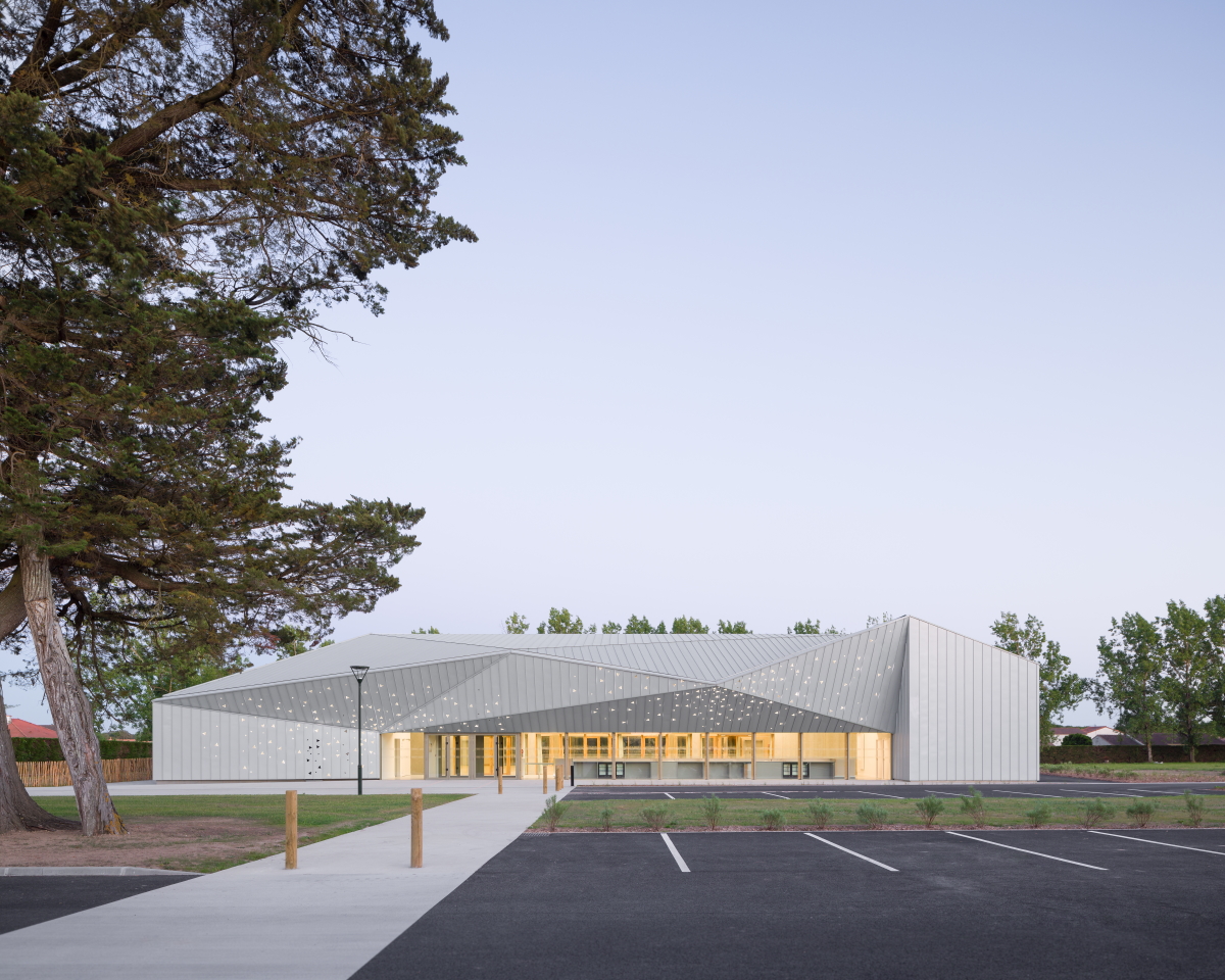 2205-Salle festive-Loom architecte-Pornic-F.Dantart-Non libre de droits-Nocturnes-6web