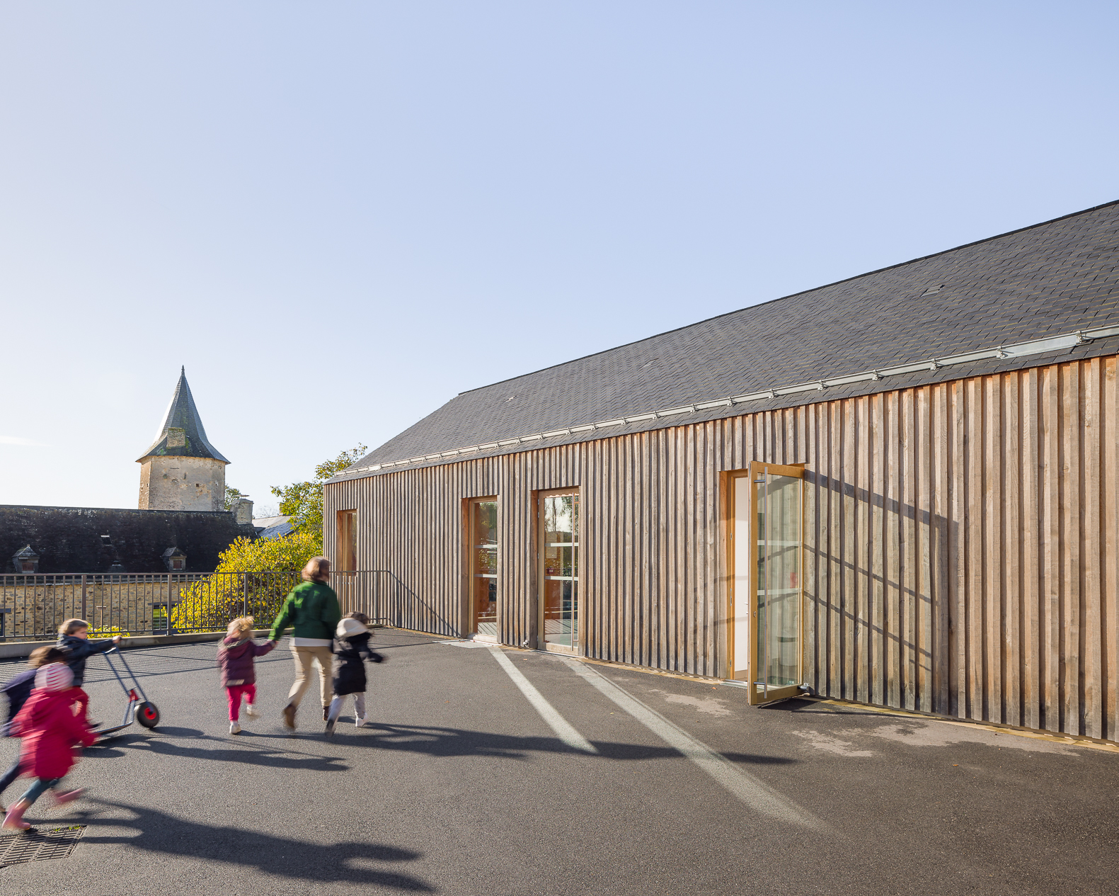 2212-Ecole-Loom architectes-Mouais-F.Dantart-Non libre de droits-Exterieurs-2M-12